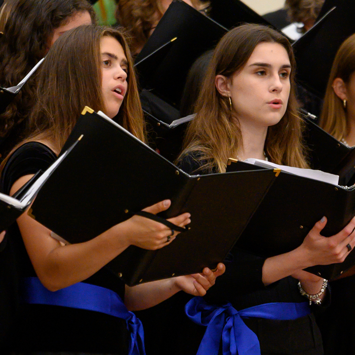 The Oriana Vocal Ensemble performing during the Spring 2022 semester.