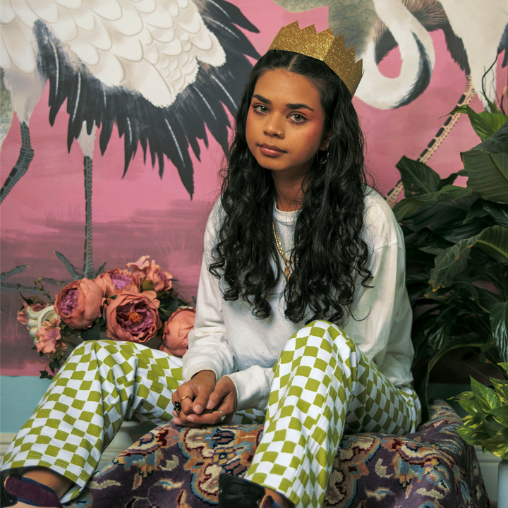 A photo of Simrah Farrukh.