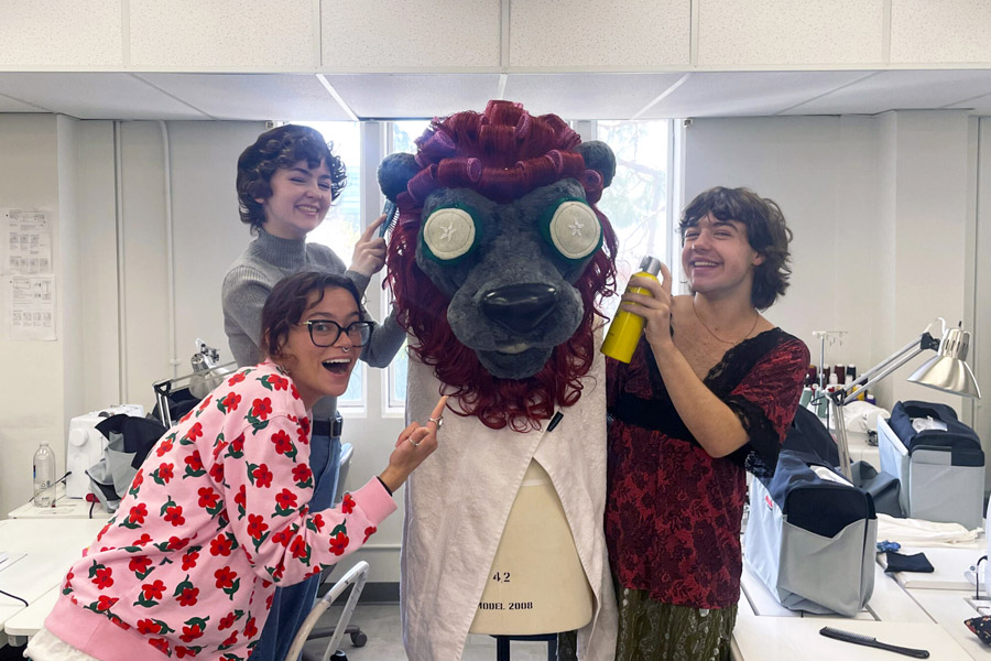Iggy the Lion getting a makeover from Theatre Arts students.